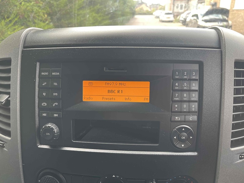 Mercedes-Benz 2.1 314 CDI LWB LUTON VAN TAIL LIFT - EURO 6