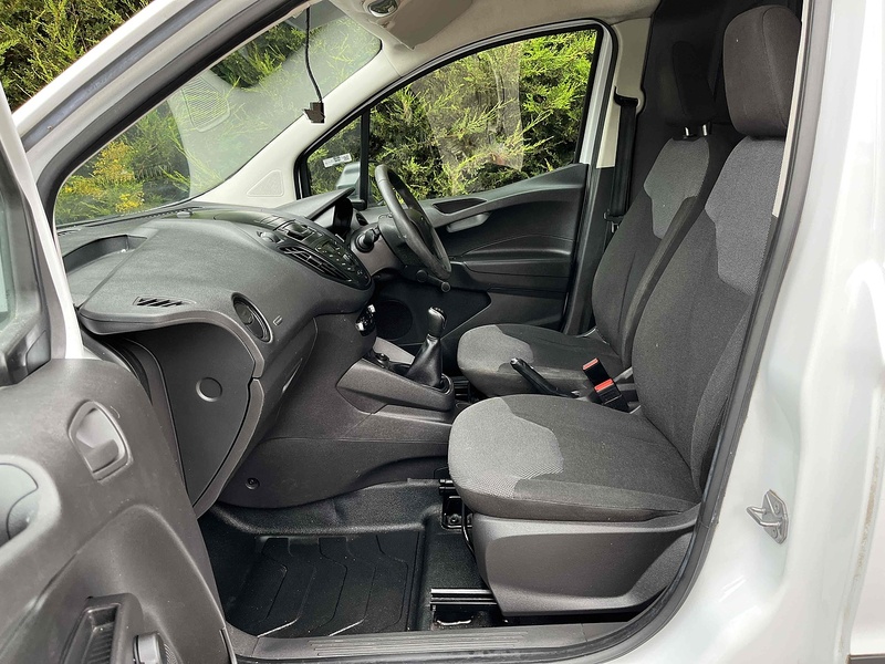 Ford 1.5 TDCi SWB PANEL VAN EURO 6 - WHITE