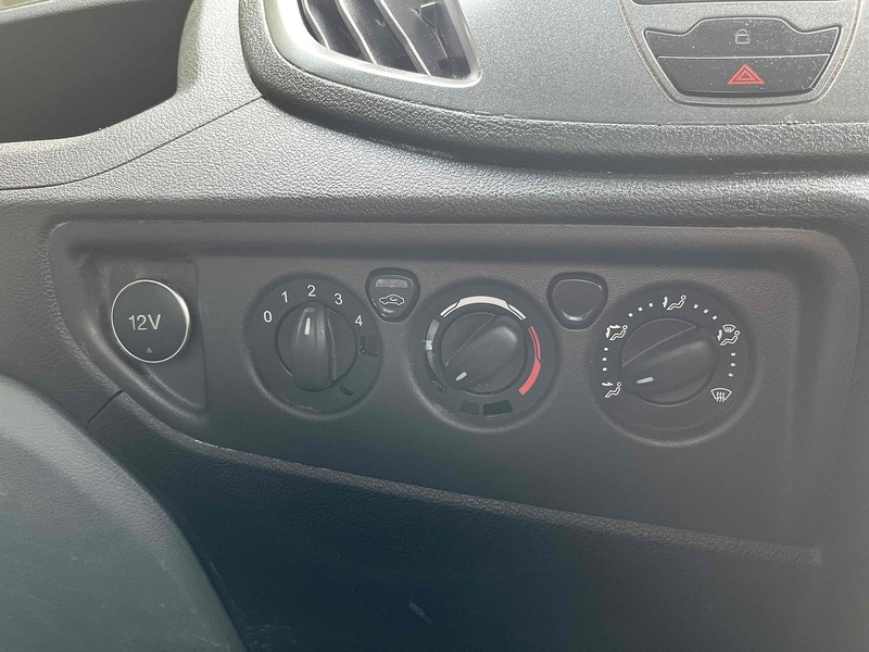 Ford 2.0 350 EcoBlue L4 XLWB DROPSIDE EURO 6 - DRW 2.0 2dr Dropside Manual Diesel