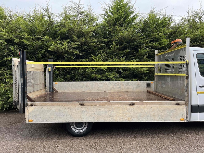 Mercedes-Benz 315 CDI Progressive Dropside With Taillift 2.0 2dr Dropside Manual Diesel