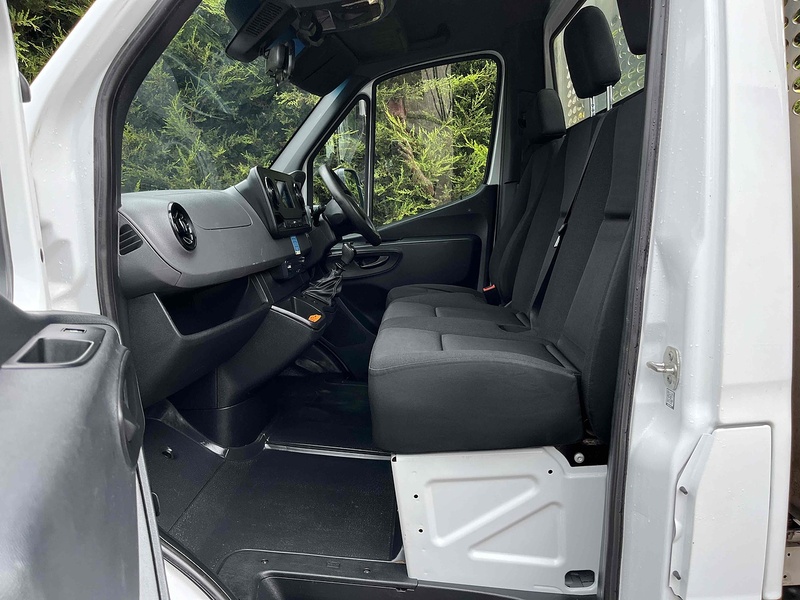 Mercedes-Benz 315 CDI Progressive Dropside With Taillift 2.0 2dr Dropside Manual Diesel