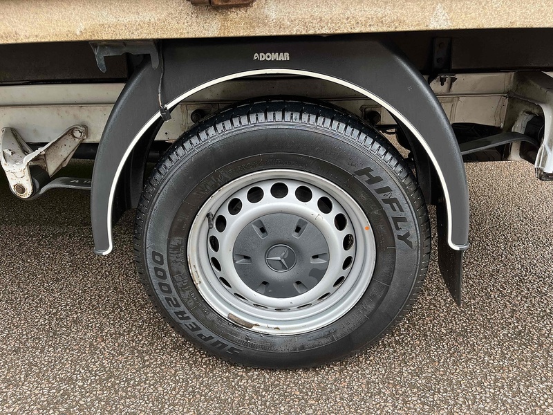 Mercedes-Benz 315 CDI Progressive Dropside With Taillift 2.0 2dr Dropside Manual Diesel