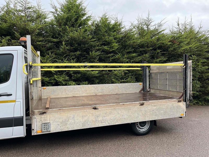 Mercedes-Benz 315 CDI Progressive Dropside With Taillift 2.0 2dr Dropside Manual Diesel