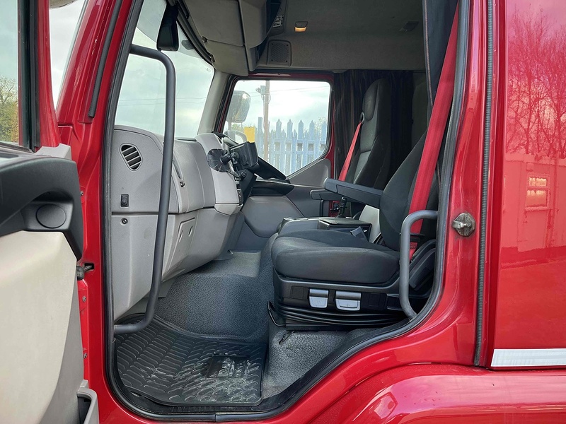 DAF No Standard Specification or Optional Extras.