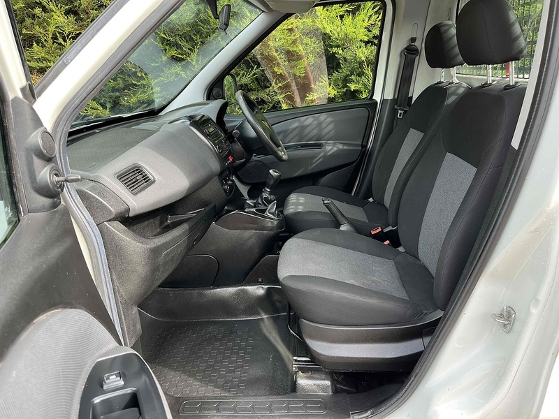 Fiat 1.3 MultiJetII SWB DROPSIDE - WHITE