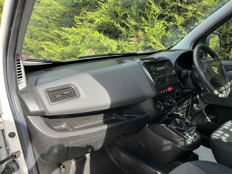 Fiat 1.3 MultiJetII SWB DROPSIDE - WHITE