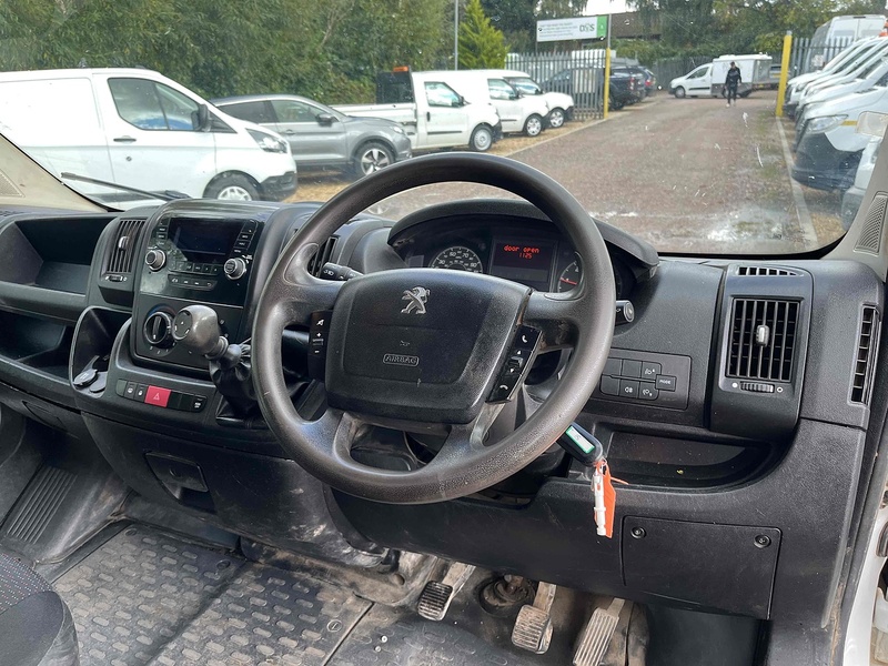 Peugeot 2.2 HDi 335 LWB DROPSIDE - WHITE