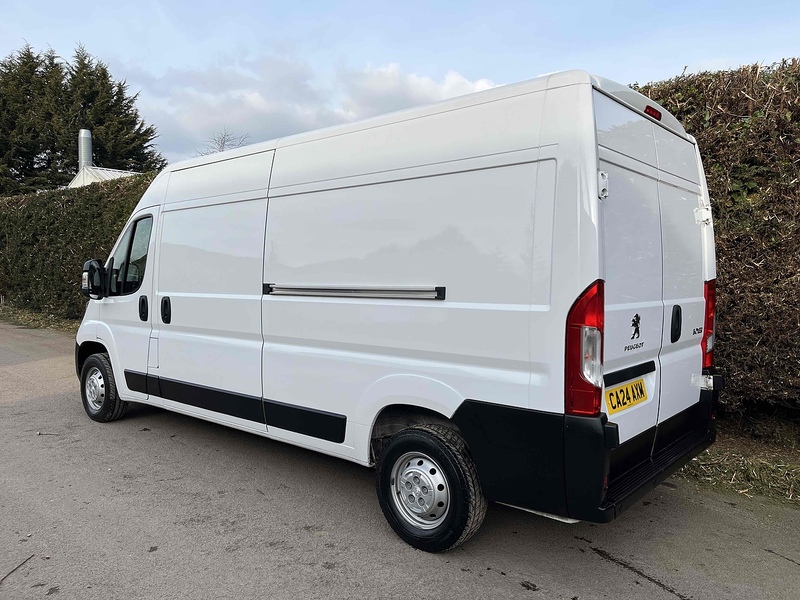Peugeot 2.2 BlueHDi 335 Professional Premium + LWB PANEL VAN - EURO 6
