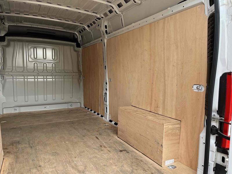 Peugeot 2.2 BlueHDi 335 Professional Premium + LWB PANEL VAN - EURO 6