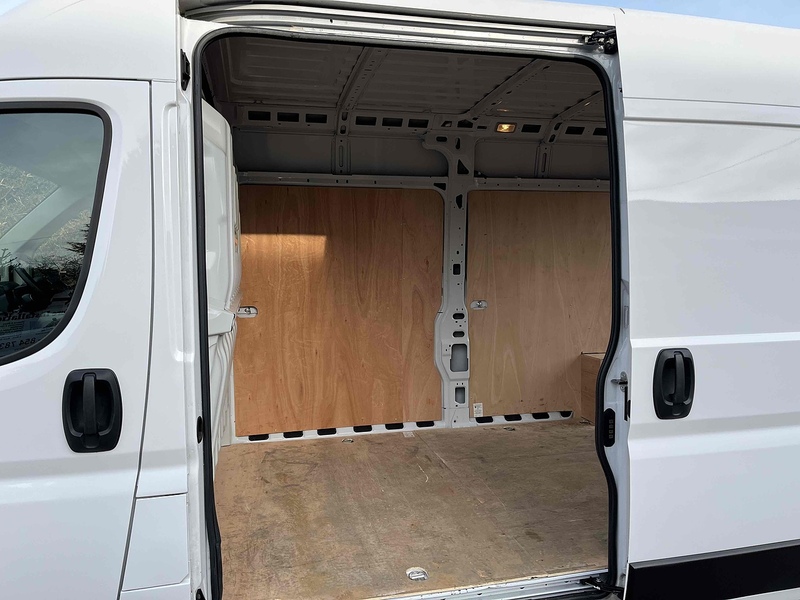 Peugeot 2.2 BlueHDi 335 Professional Premium + LWB PANEL VAN - EURO 6