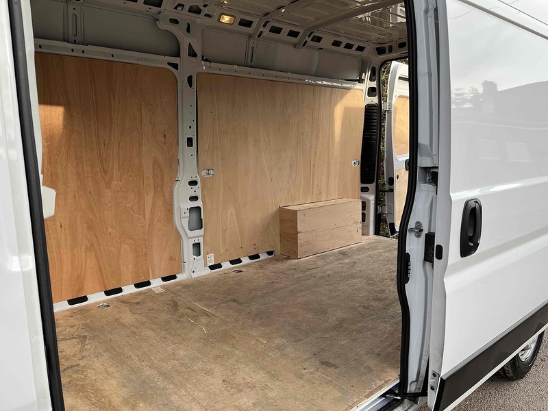 Peugeot 2.2 BlueHDi 335 Professional Premium + LWB PANEL VAN - EURO 6