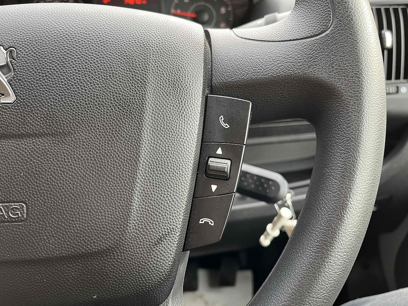 Peugeot 2.2 BlueHDi 335 Professional Premium + LWB PANEL VAN - EURO 6