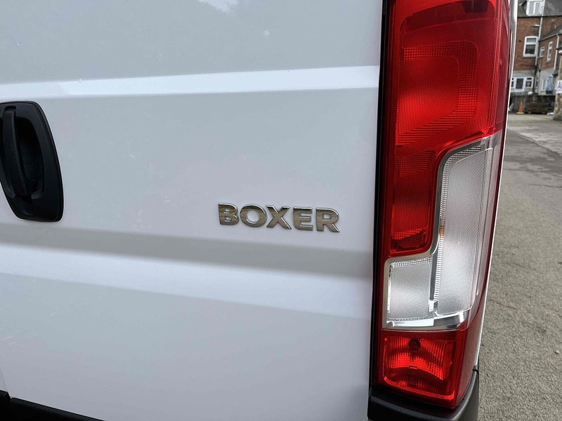 Peugeot 2.2 BlueHDi 335 Professional Premium + LWB PANEL VAN - EURO 6