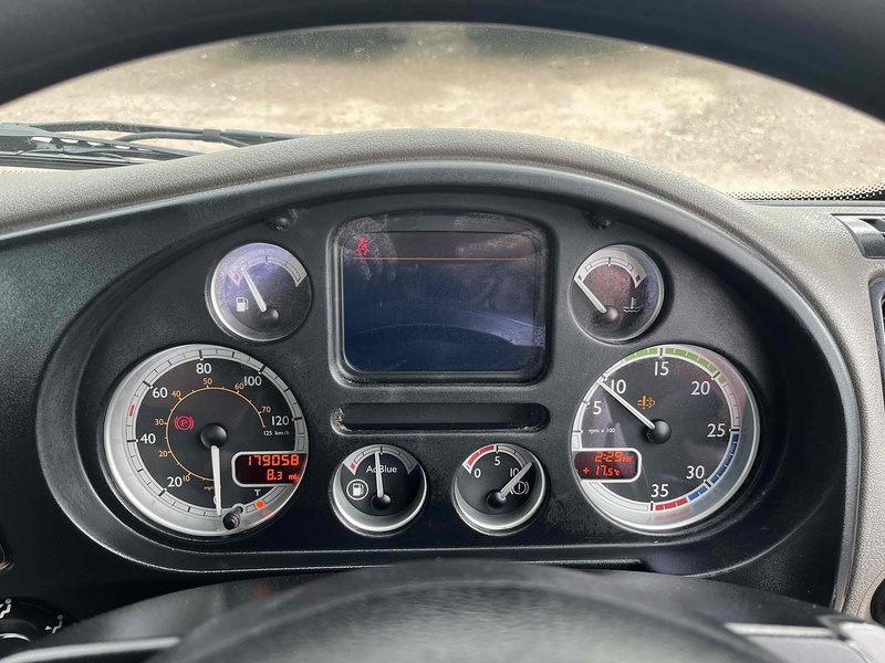 DAF 6.7l 18 TON DROPSIDE WITH ATLAS CRANE BLOCK GRAB - MANUAL