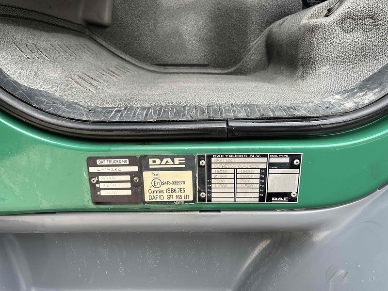 DAF 6.7l 18 TON DROPSIDE WITH ATLAS CRANE BLOCK GRAB - MANUAL