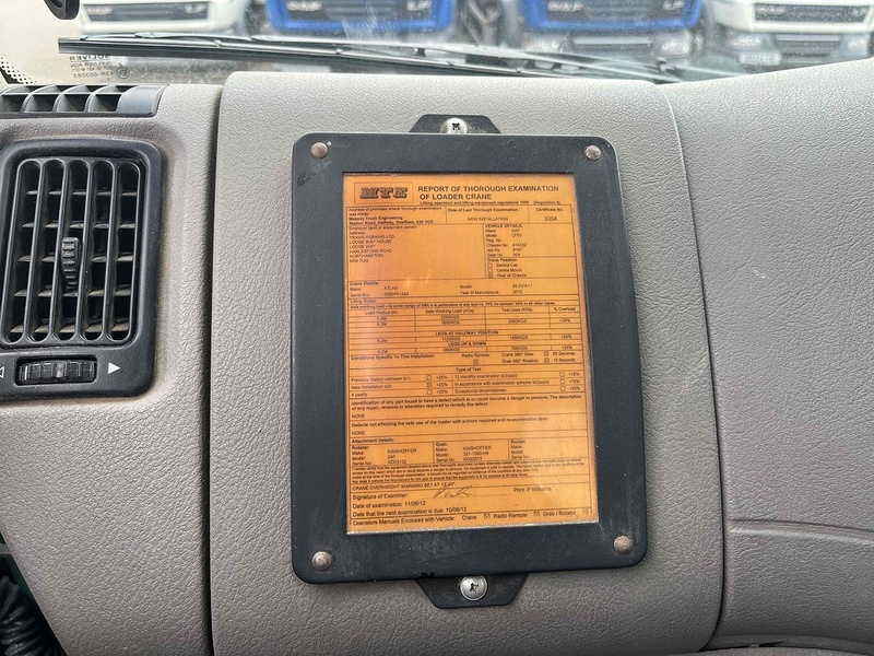 DAF 6.7l 18 TON DROPSIDE WITH ATLAS CRANE BLOCK GRAB - MANUAL