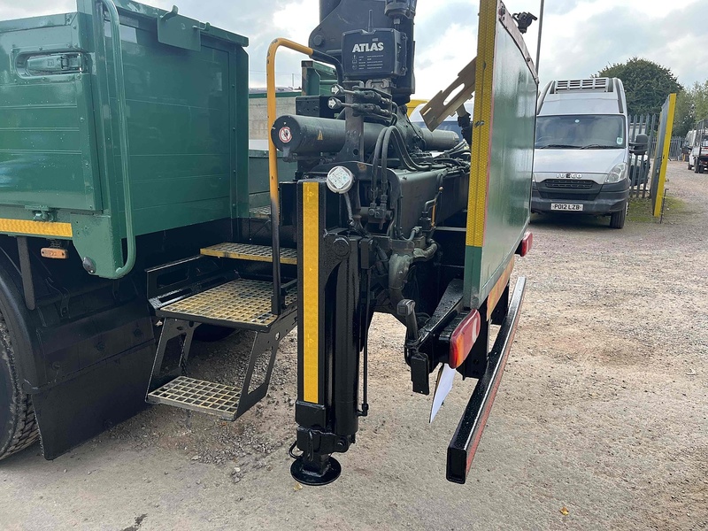 DAF 6.7l 18 TON DROPSIDE WITH ATLAS CRANE BLOCK GRAB - MANUAL