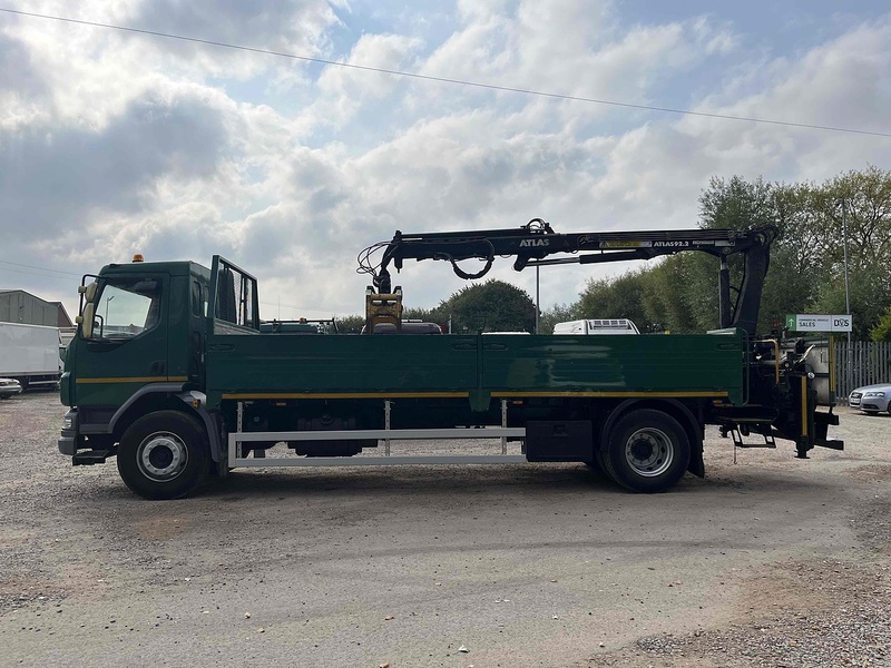 DAF 6.7l 18 TON DROPSIDE WITH ATLAS CRANE BLOCK GRAB - MANUAL