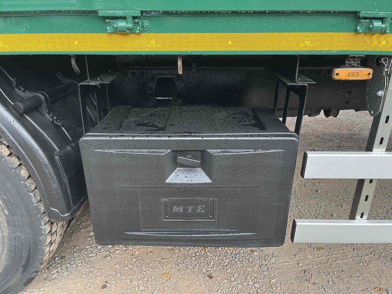 DAF 6.7l 18 TON DROPSIDE WITH ATLAS CRANE BLOCK GRAB - MANUAL