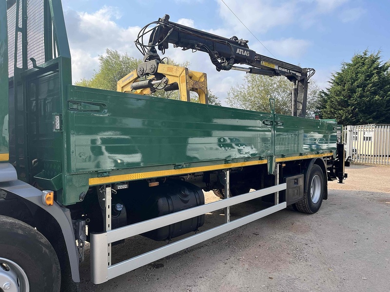 DAF 6.7l 18 TON DROPSIDE WITH ATLAS CRANE BLOCK GRAB - MANUAL