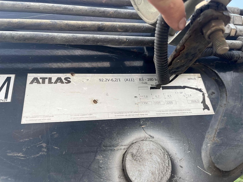 DAF 6.7l 18 TON DROPSIDE WITH ATLAS CRANE BLOCK GRAB - MANUAL