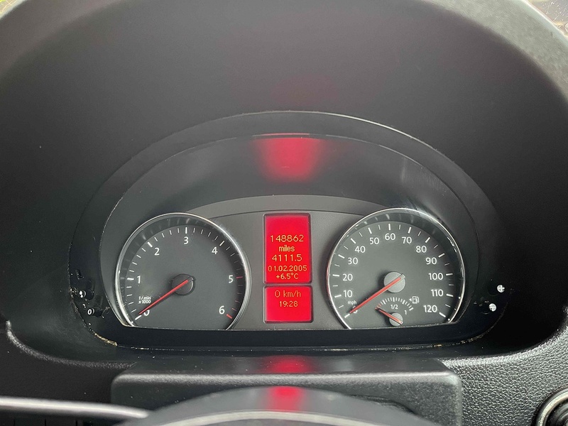 Volkswagen 2.0 TDI BlueMotion Tech CR35 LWB PANEL VAN - WHITE