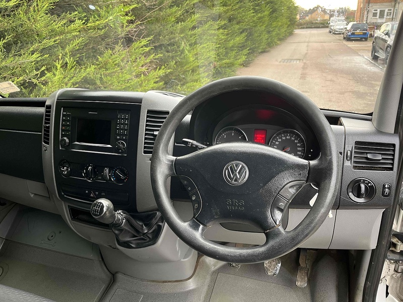 Volkswagen 2.0 TDI BlueMotion Tech CR35 LWB PANEL VAN - WHITE