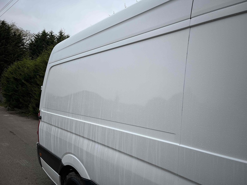 Volkswagen 2.0 TDI BlueMotion Tech CR35 LWB PANEL VAN - WHITE