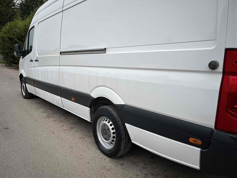 Volkswagen 2.0 TDI BlueMotion Tech CR35 LWB PANEL VAN - WHITE