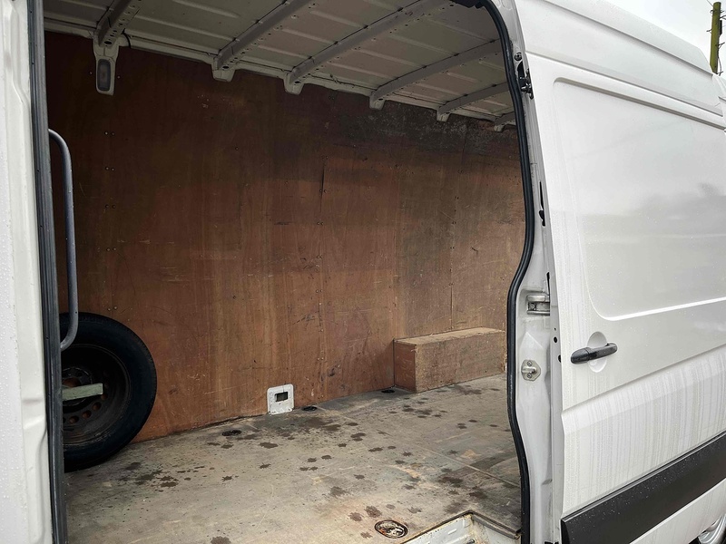 Volkswagen 2.0 TDI BlueMotion Tech CR35 LWB PANEL VAN - WHITE