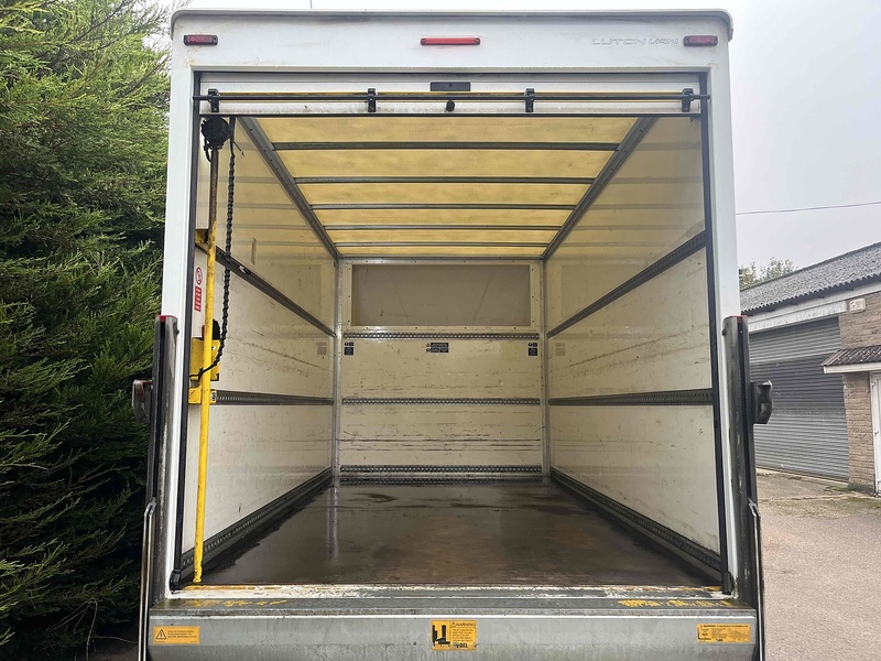 Ford 2.0 350 EcoBlue Leader L4 XLWB LUTON VAN TAIL LIFT EURO 6 - DRW