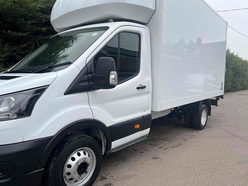 Ford 2.0 350 EcoBlue Leader L4 XLWB LUTON VAN TAIL LIFT EURO 6 - DRW