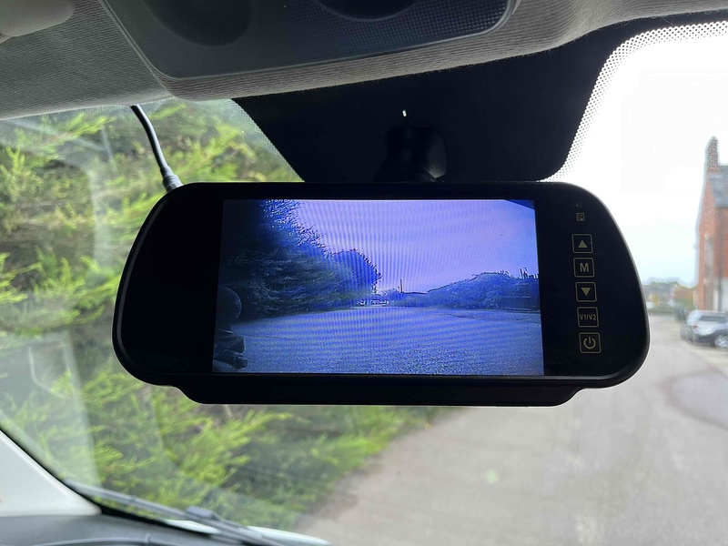 Peugeot BlueHDi 335 2.2 LWB Traffic Management Low & Go Tail Ramp