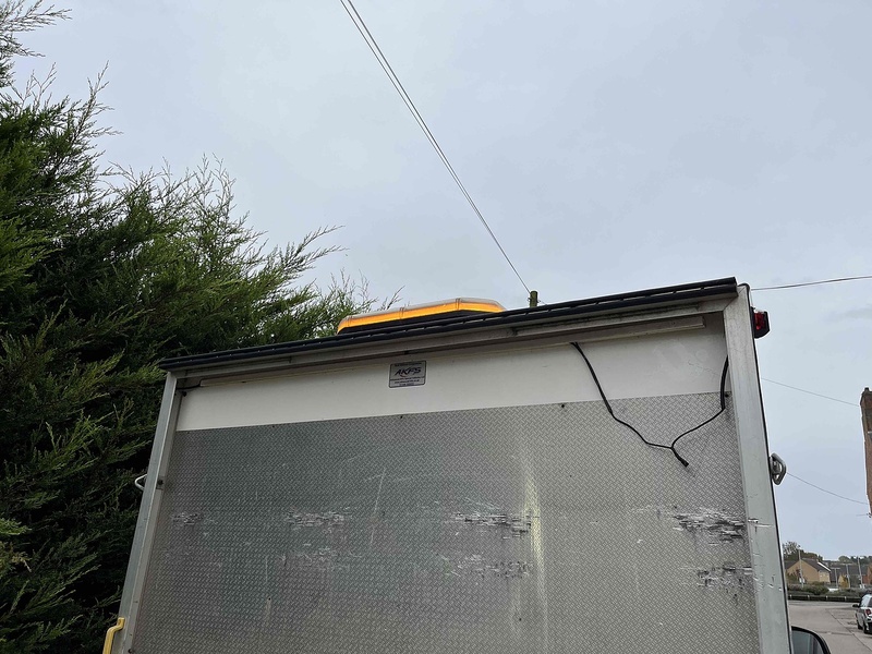 Peugeot BlueHDi 335 2.2 LWB Traffic Management Low & Go Tail Ramp