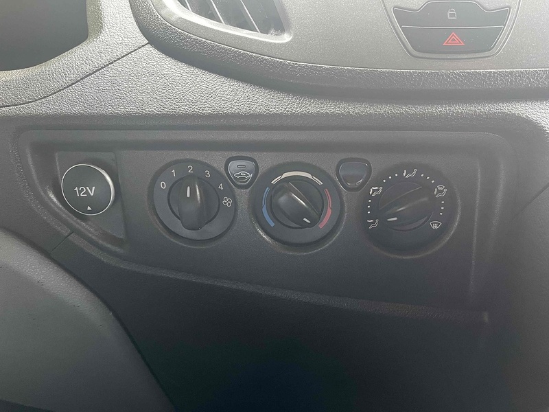 Ford 2.2 TDCi 350 LWB DOUBLE CAB TIPPER - DRW