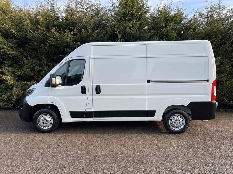 Peugeot 2.2 BlueHDi 335 Professional 2.2 5dr Panel Van Manual Diesel