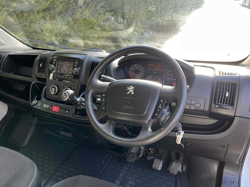 Peugeot 2.2 BlueHDi 335 Professional 2.2 5dr Panel Van Manual Diesel