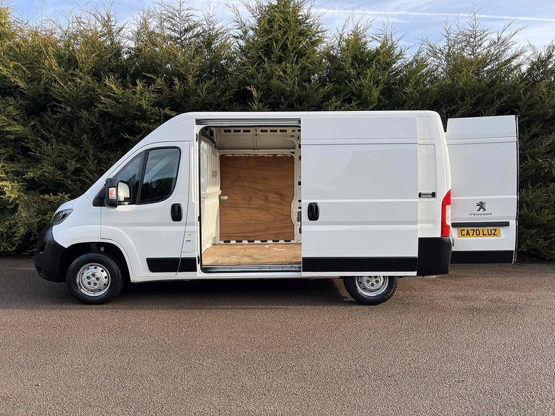 Peugeot 2.2 BlueHDi 335 Professional 2.2 5dr Panel Van Manual Diesel