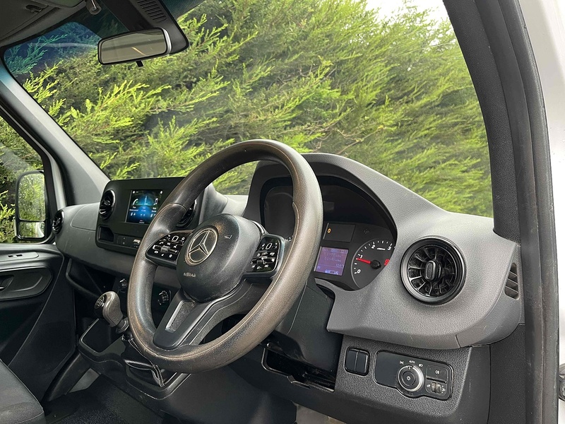 Mercedes-Benz 2.0 315 CDI Progressive LWB DROPSIDE - EURO 6