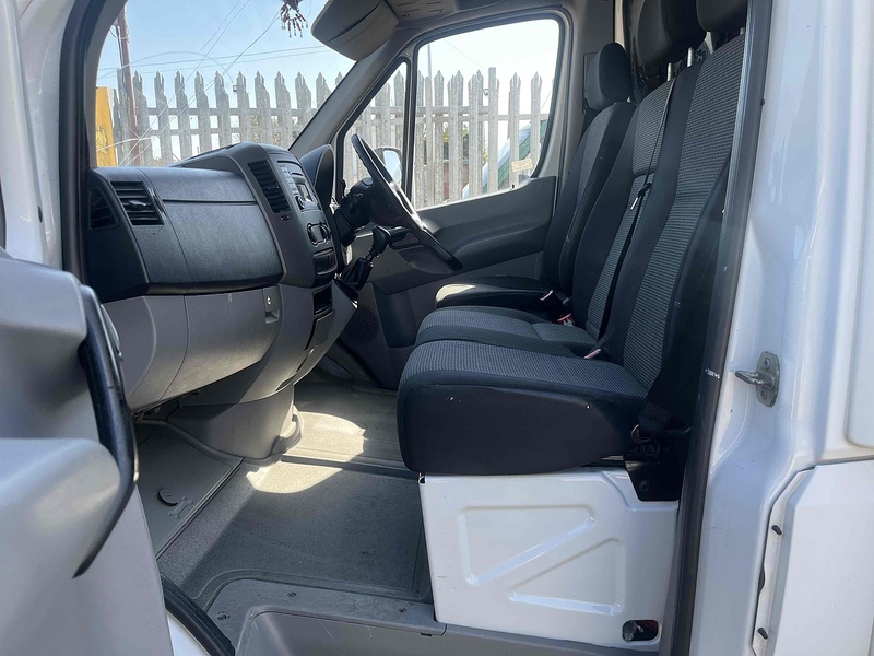 Mercedes-Benz 313 2.1 CDI LWB LUTON VAN TAIL LIFT 2.1 2dr Luton Van Manual Diesel