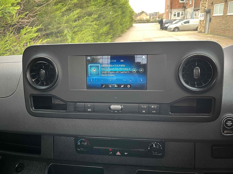 Mercedes-Benz 314 CDI LWB 14ft Dropside - Tail Lift 2.1 2dr Dropside Manual Diesel