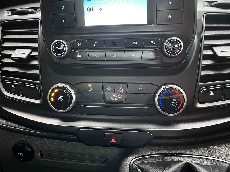 Ford 350 EcoBlue Leader 2.0 DRW LWB 14ft Dropside - EURO 6