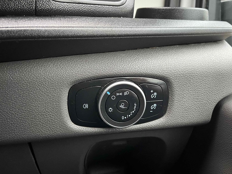 Ford 350 EcoBlue Leader 2.0 DRW LWB 14ft Dropside - EURO 6