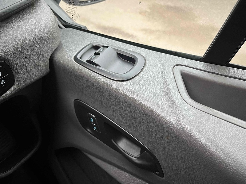 Ford 350 EcoBlue Leader 2.0 DRW LWB 14ft Dropside - EURO 6