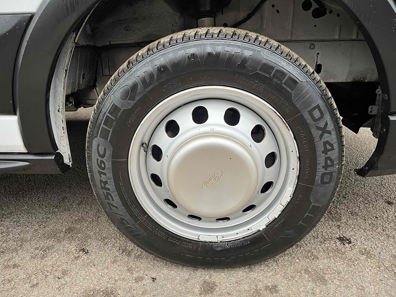 Ford 350 EcoBlue Leader 2.0 DRW LWB 14ft Dropside - EURO 6