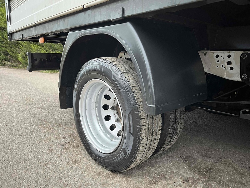 Ford 350 EcoBlue Leader 2.0 DRW LWB 14ft Dropside - EURO 6