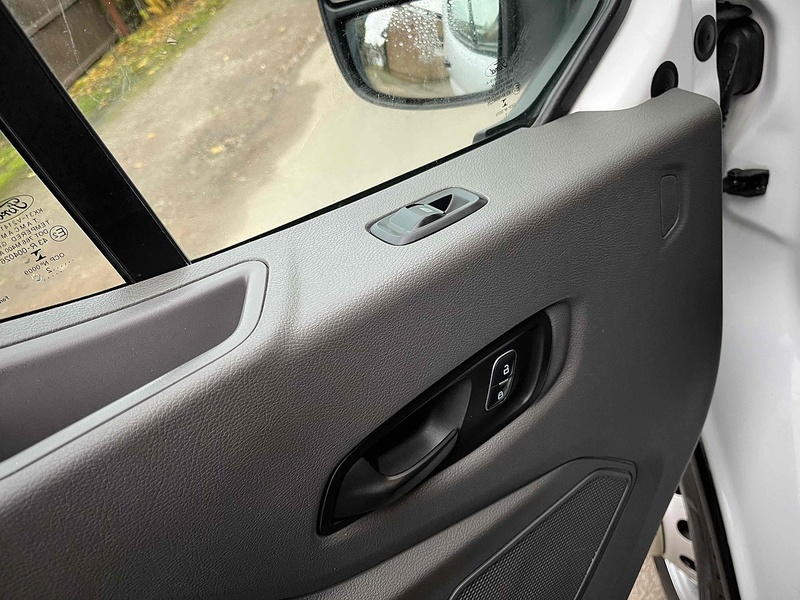 Ford 350 EcoBlue Leader 2.0 DRW LWB 14ft Dropside - EURO 6