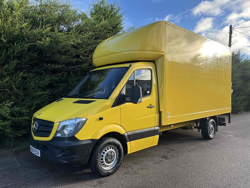 Mercedes-Benz 2.1 CDI 313 LWB LUTON VAN TAIL LIFT - YELLOW
