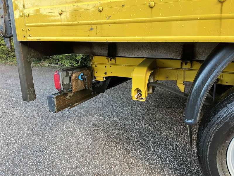 Mercedes-Benz 2.1 CDI 313 LWB LUTON VAN TAIL LIFT - YELLOW