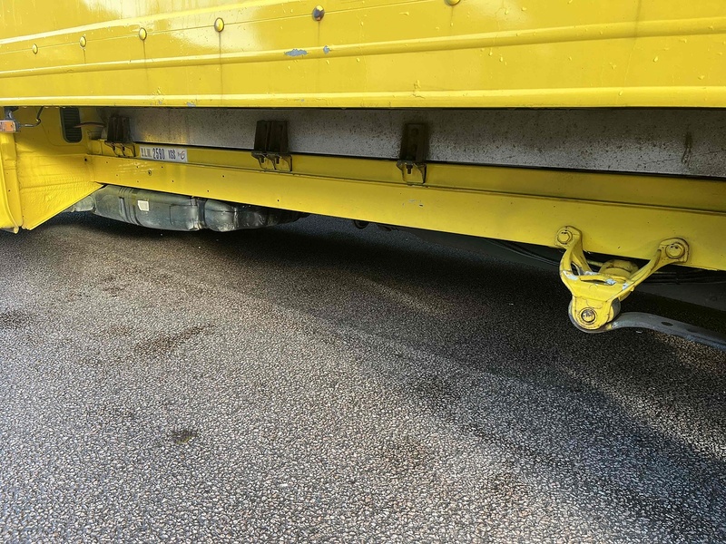 Mercedes-Benz 2.1 CDI 313 LWB LUTON VAN TAIL LIFT - YELLOW
